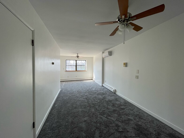 Building Photo - 307 Freeport Rd