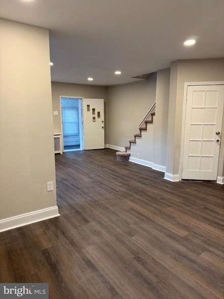 Building Photo - 7250 Radbourne Rd