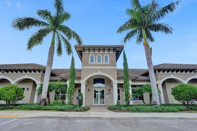 Building Photo - 1300 Eucalyptus Dr