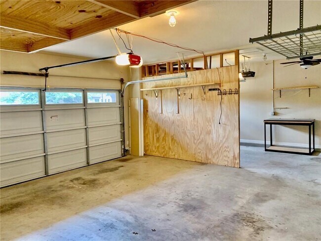 Building Photo - 3988 Sapphire Loop