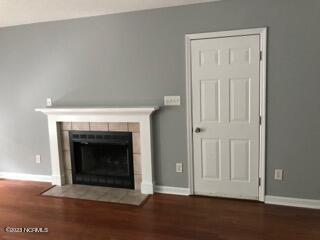 Building Photo - 107 Live Oak Dr