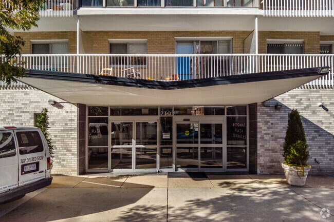 Entrance - Potomac Plaza Terraces