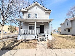 Building Photo - 315 Aurora Ave