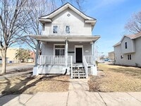 Building Photo - 315 Aurora Ave