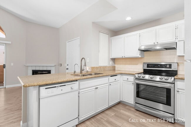 Building Photo - 17161 Alva Rd