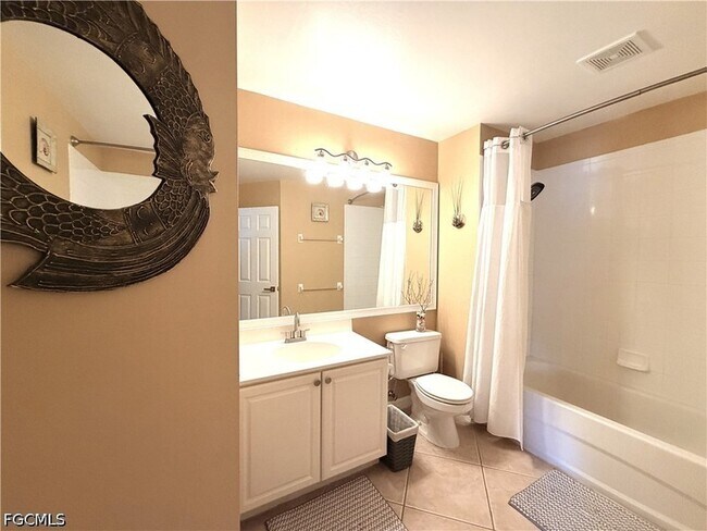 Building Photo - 8311 Village Edge Cir