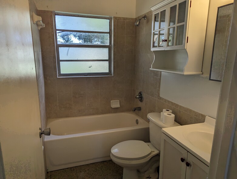 Building Photo - 1302 N Nancy Ter