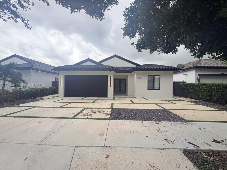 Building Photo - 8932 NW 149th Ter