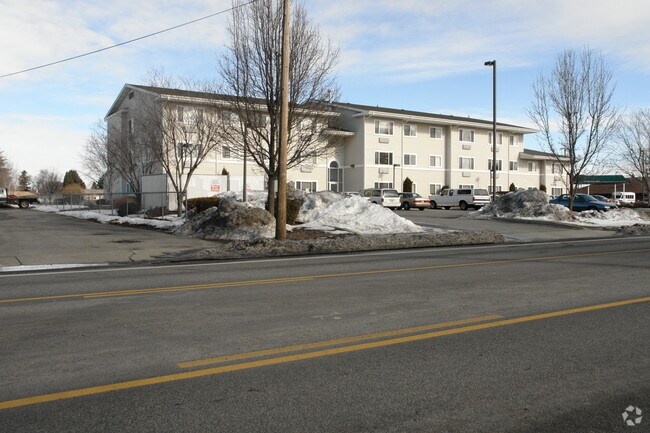 Building Photo - Grace Court Apartments