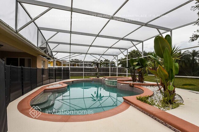 Building Photo - 2903 Roxbury Ct