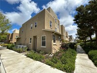 Building Photo - 13130 Park Pl