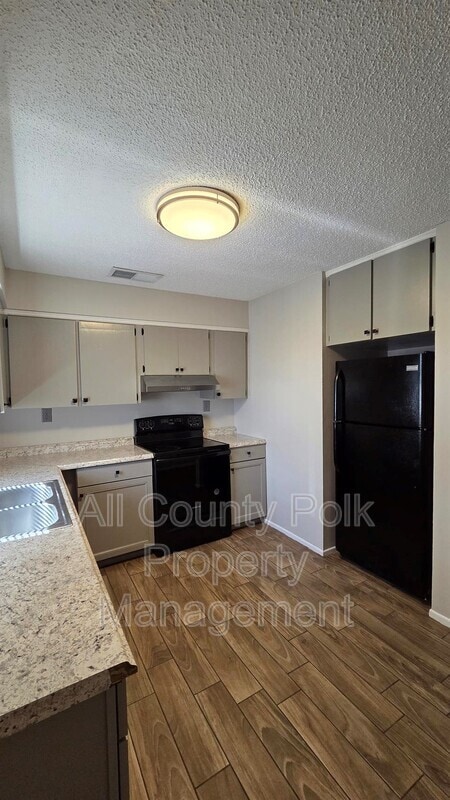 Building Photo - 1342 Reynolds Rd