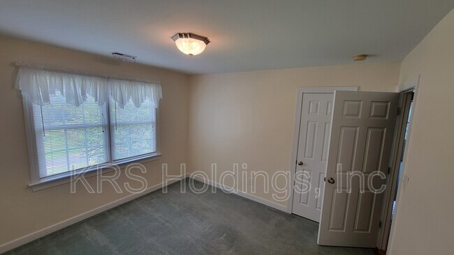 Building Photo - 4039 Ridley Field Rd