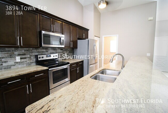 Building Photo - 3894 Town Terrace