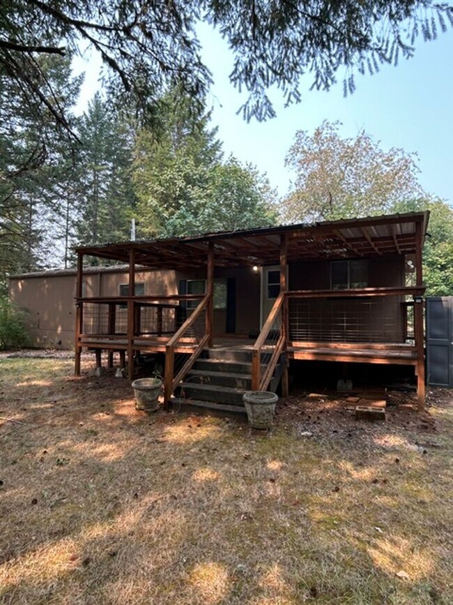 Building Photo - 93089 Marcola Rd