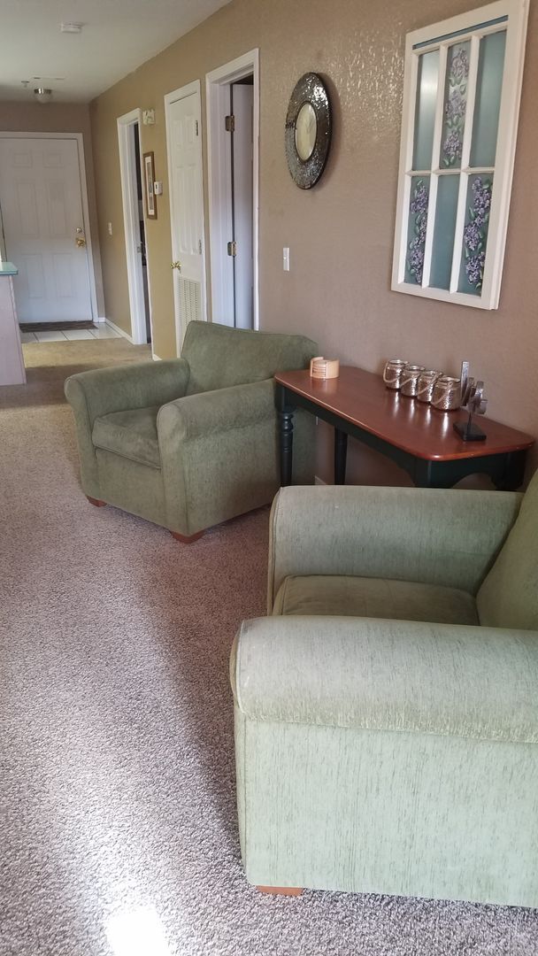 Furnished 1 Bedroom Condo for Rent in Bran... 32 Golf Shores Dr
