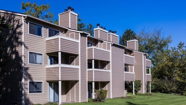 Building Photo - 7001 Old Redmond Rd