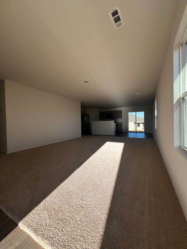 Building Photo - 5120 Red Fox Trl