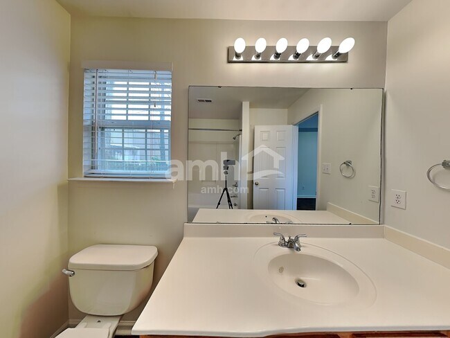 Building Photo - 4206 Yaupon Ct