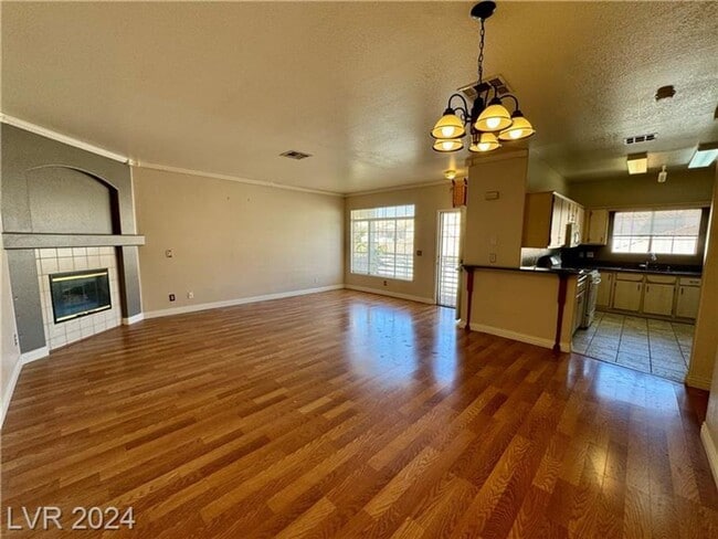 Building Photo - 3BEDROOM CONDO IN 89108