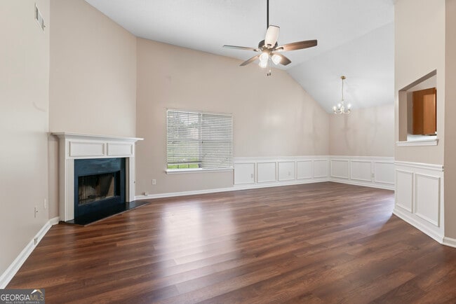 Building Photo - 1650 Deer Crossing Terrace