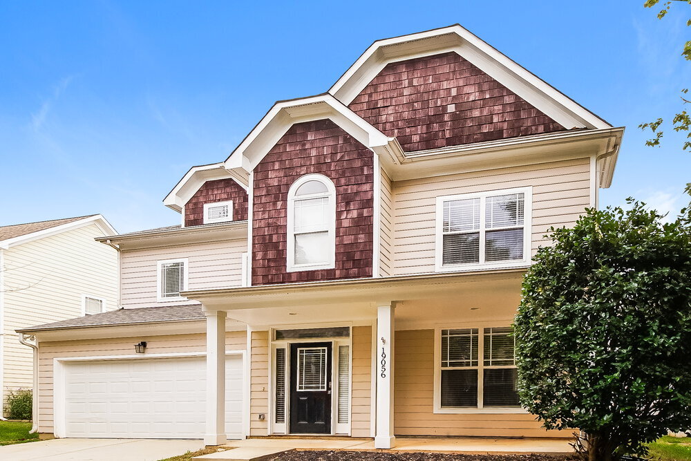 Building Photo - 19056 Coachmans Trace