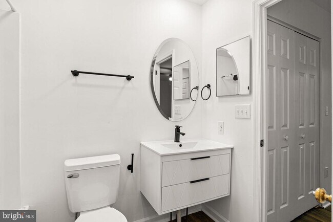 Building Photo - 2006 Wexford Rd