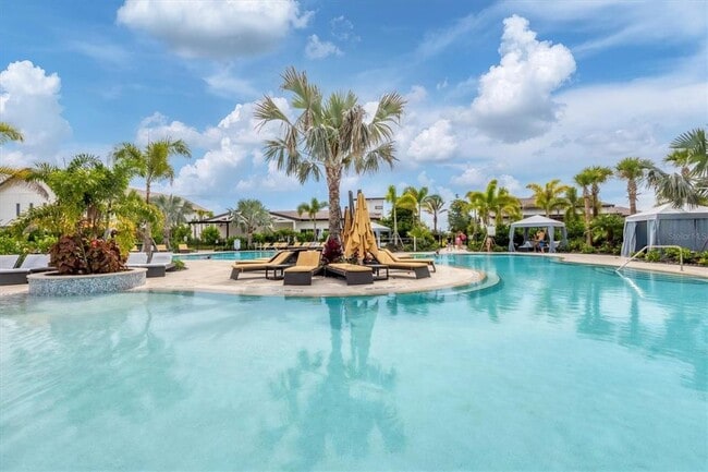 Building Photo - 3279 Hilltop Cir