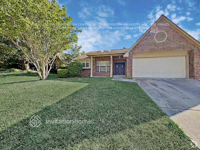 Building Photo - 3214 Cliffview Dr