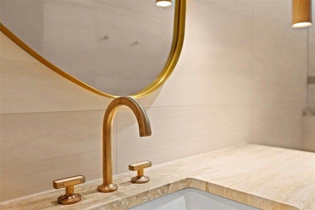 Building Photo - 150 51st St N