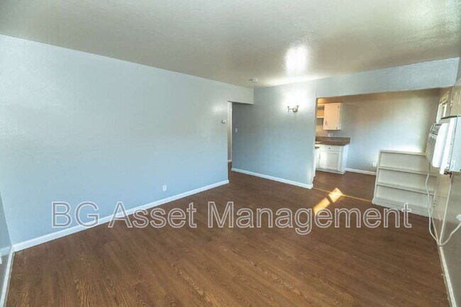 Building Photo - 1938 Ethan Wy