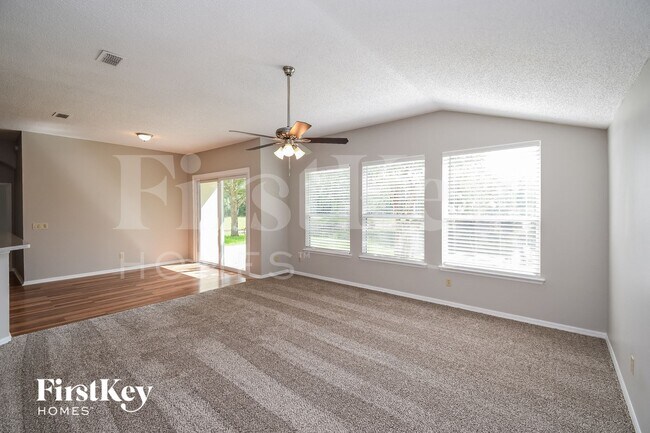 Building Photo - 1080 Meadow Pointe Ct