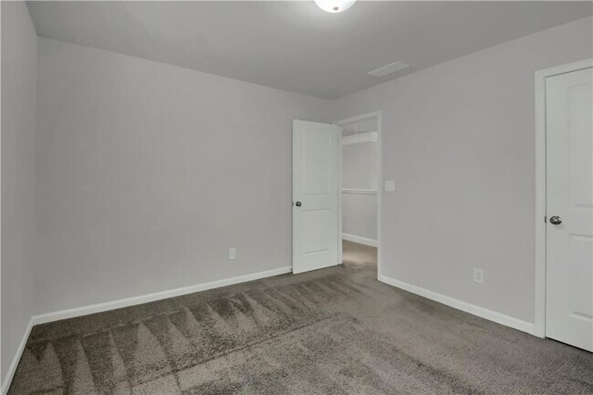Building Photo - 551 Wagon Hill Ln