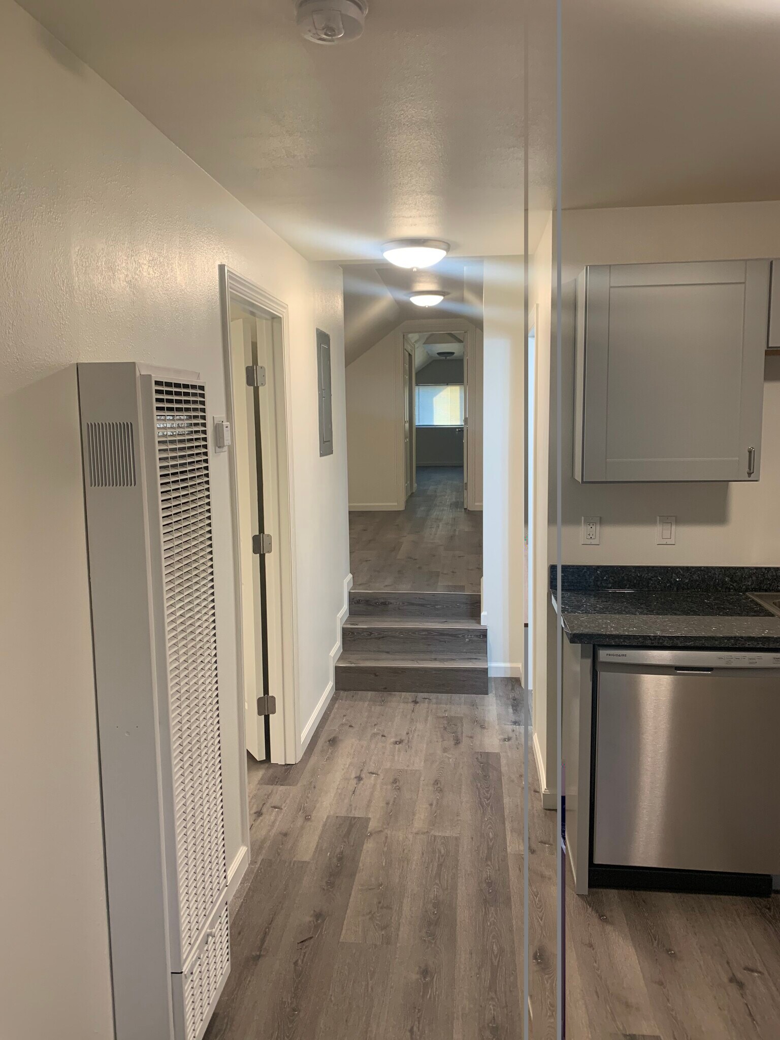 Building Photo - 1356 53rd Ave