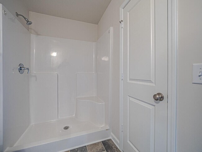 Building Photo - 1830 Lacebark Dr