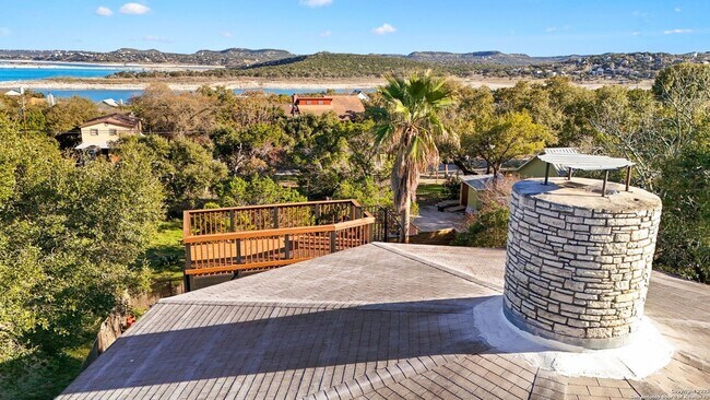 Building Photo - 1433 Riviera Dr