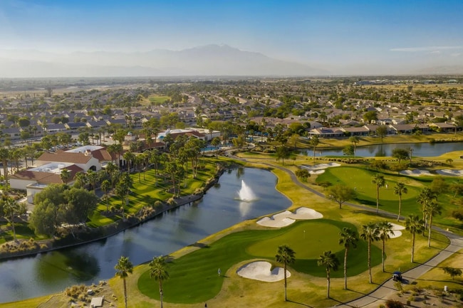 Building Photo - 41511 Calle Pampas