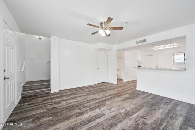 Building Photo - 5010 N 22nd Ave