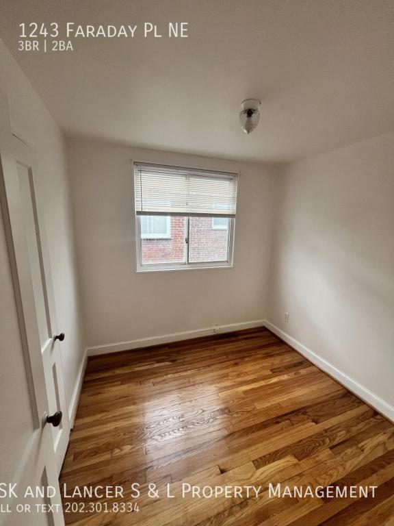 Building Photo - 1243 Faraday Pl NE