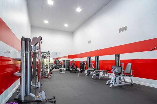 Building Photo - 151 SW 117th Ave