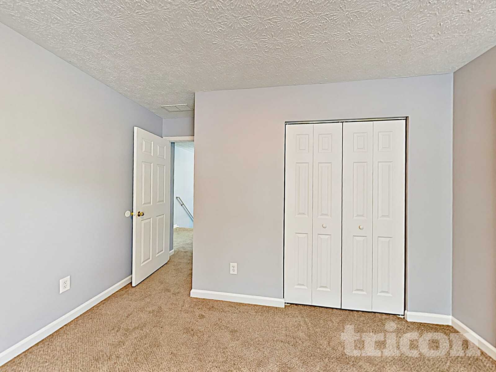 Building Photo - 403 Park Creek Trce