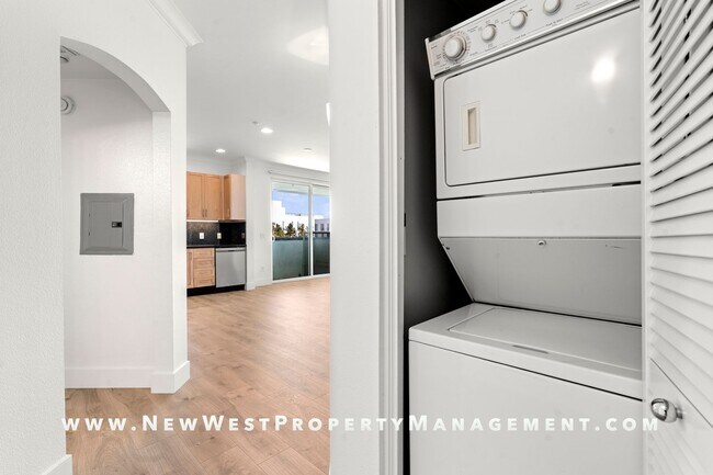 Building Photo - Light and Bright East Village 2 Bedroom at...