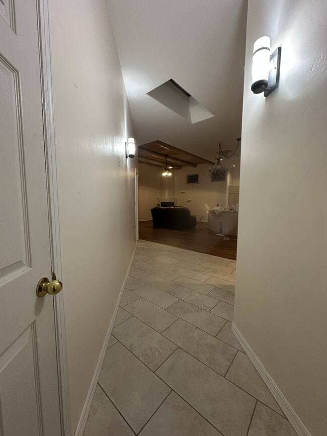 Building Photo - 7819 Storrie Pl NE