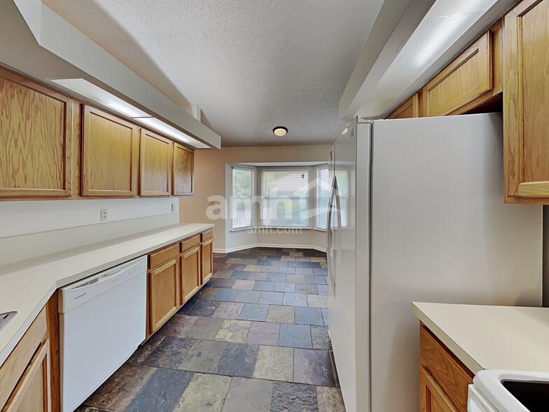 Building Photo - 7992 Seahaven Ct