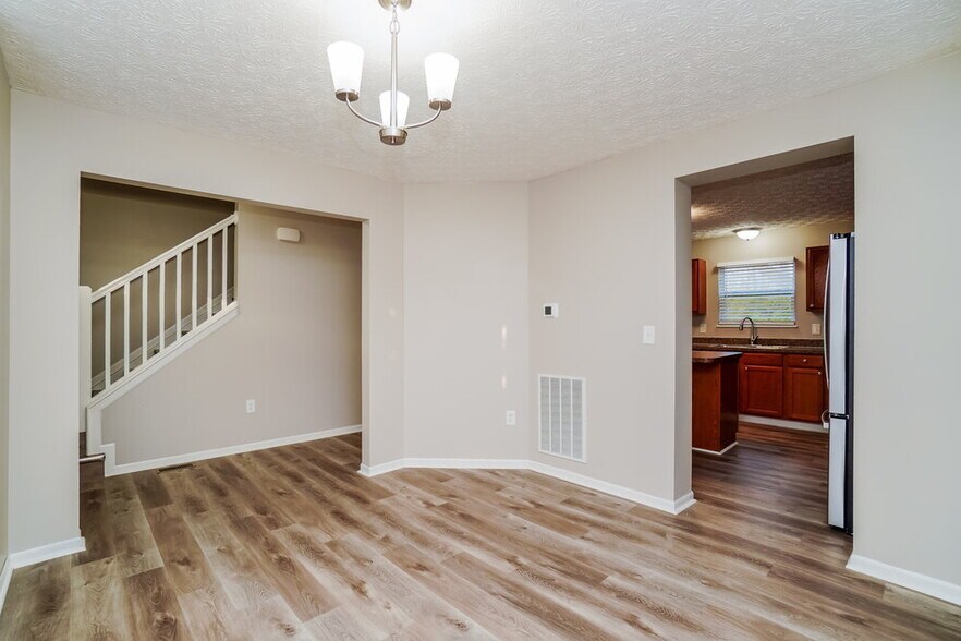 Building Photo - 1853 Bay Port Dr
