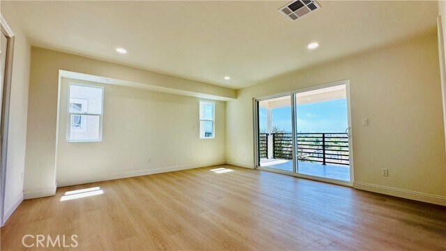 Building Photo - 27731 Manor Hill Rd