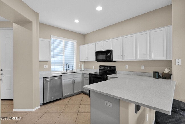 Building Photo - 1024 E Frye Rd