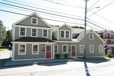 Primary Photo - 1012 Chestnut St