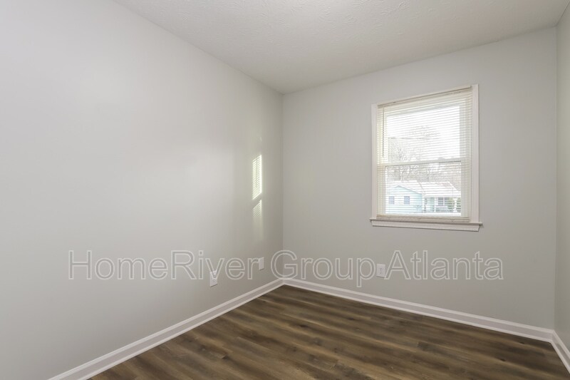 Building Photo - 4636 Vintage Ln