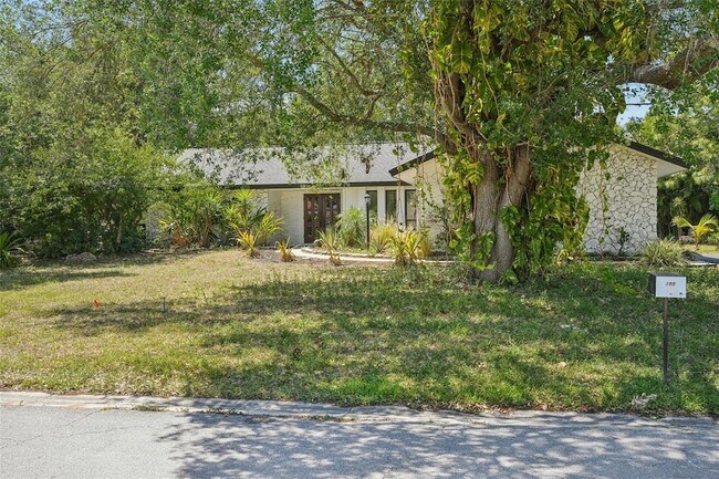 Building Photo - 155 Old Tamiami Trail